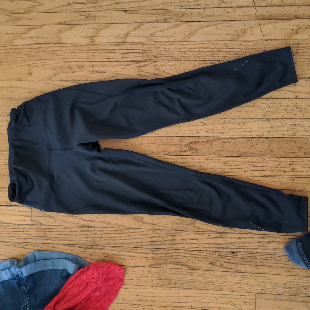 Old Navy active black running leggings with sheer panels. Small